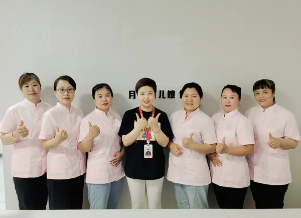 白小白家政学员风采 16