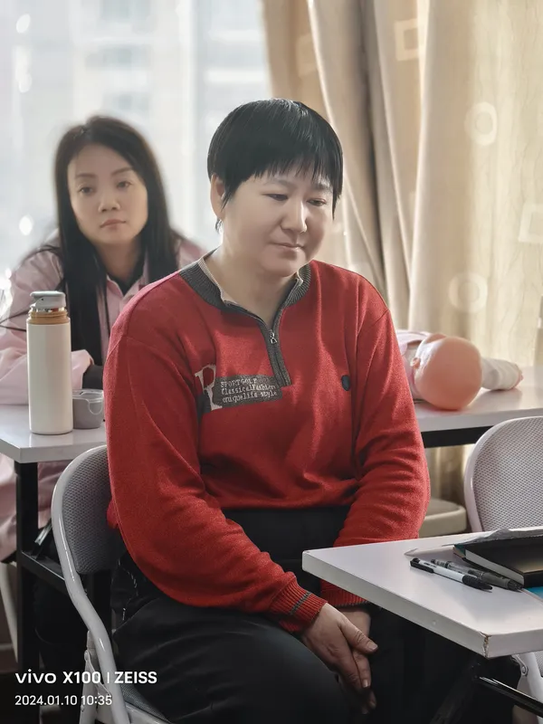 白小白家政学员风采 117