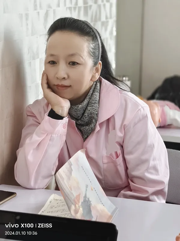 白小白家政学员风采 119