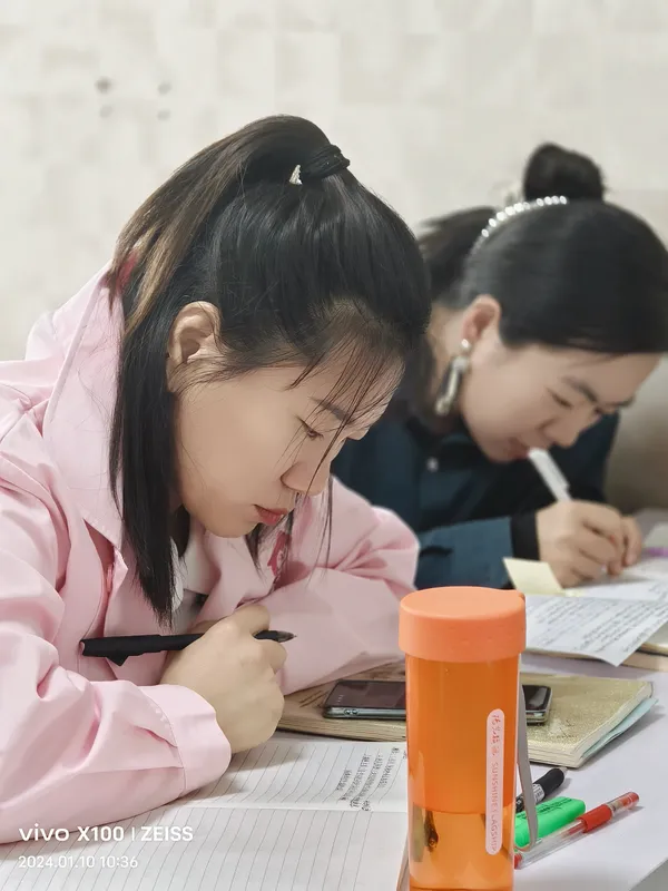 白小白家政学员风采 120