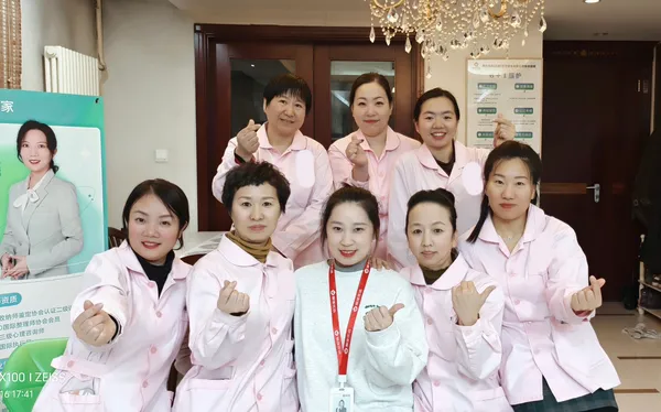 白小白家政学员风采 150