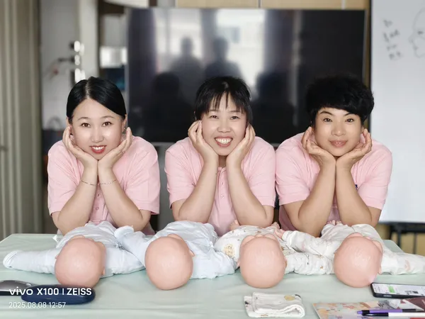 白小白家政学员风采 218